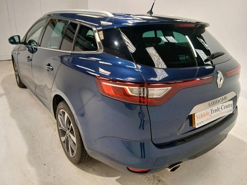 Used Renault Mégane GrandTour Dynamique 110 HP (80 kW) 2017 Blue Estate