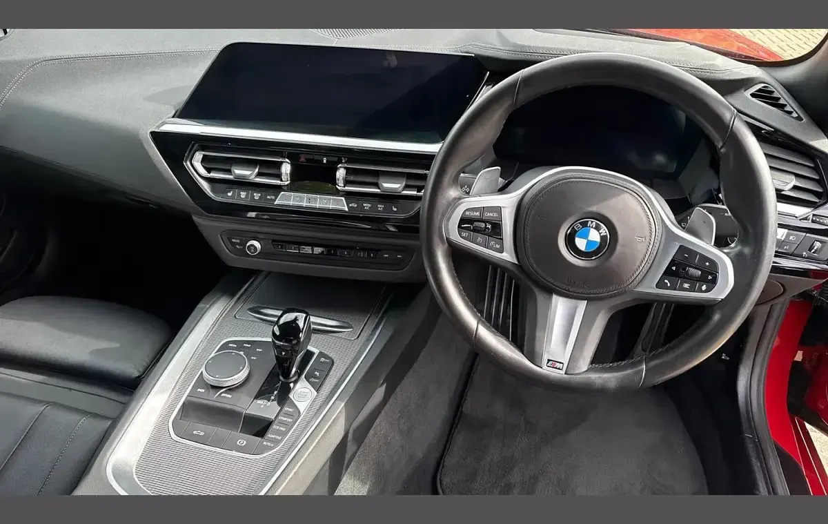 Used BMW Z4 M Sport 335 HP (246 kW) 2022 Red Cabriolet