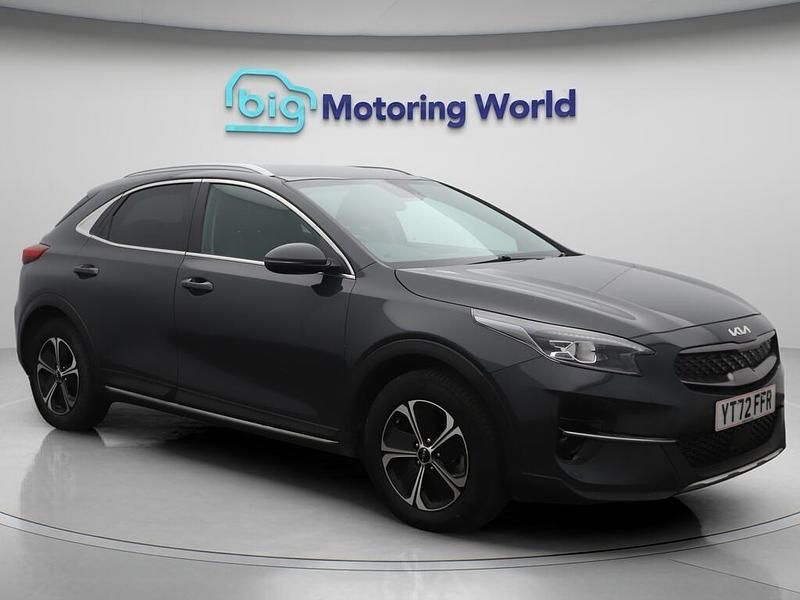 Grey Used 2022 Kia XCeed 3 SUV | £15,600 (Fair price) - Image 1/4