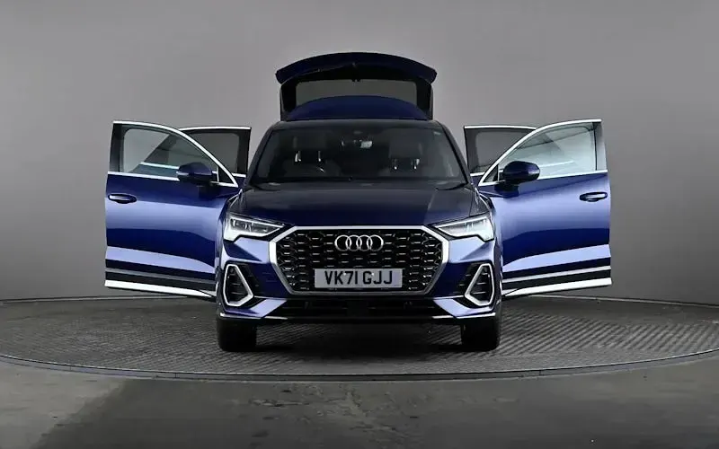 Used Audi Q3 Sportback S-Line 150 HP (110 kW) 2021 Blue SUV