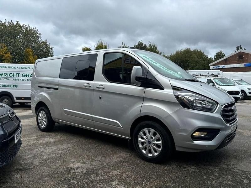 Used Ford Transit Custom Limited 130 HP (95 kW) 2022 Silver Van