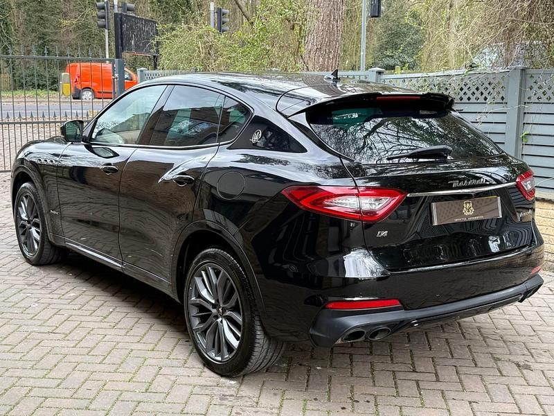 Used Maserati GranSport 350 HP (257 kW) 2019 Black Estate