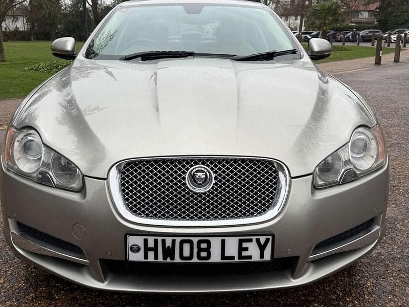 Used Jaguar XF Luxury 2010 Gold Sedan