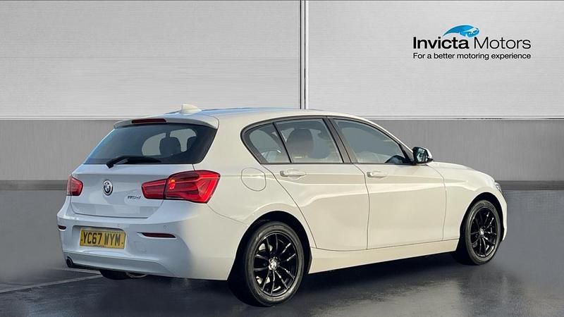 Used BMW 116 Comfort Edition 116 HP (85 kW) 2017 White Hatchback