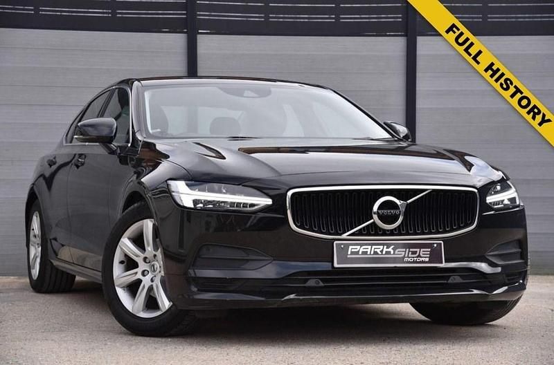 Used Volvo S90 Momentum 190 HP (139 kW) 2018 Black Sedan
