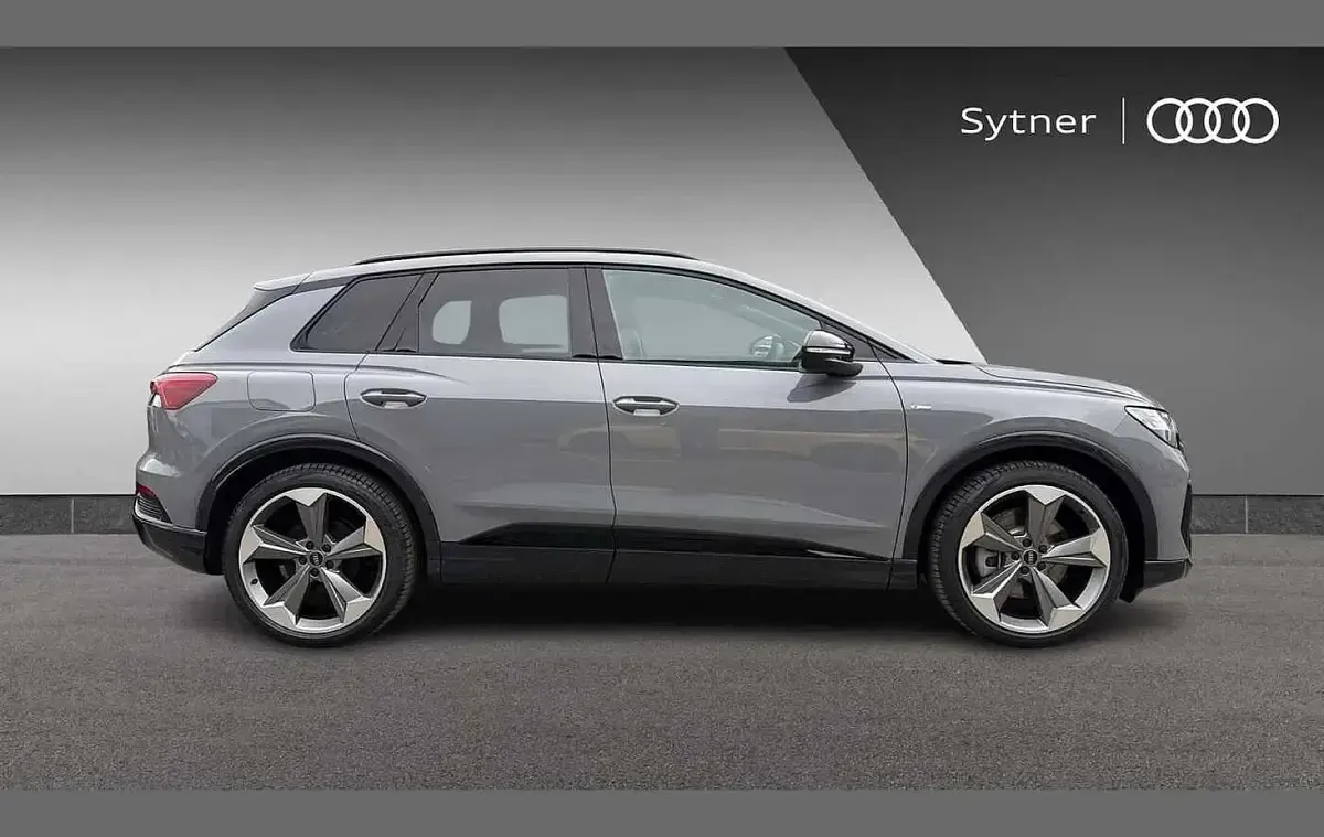 Used Audi Q4 e-tron Black Edition 147 kW (200 HP) 2026 Grey SUV