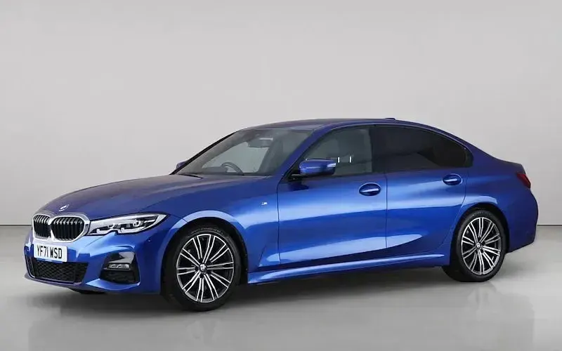 Used BMW 318 M Sport 156 HP (114 kW) 2021 Blue Sedan