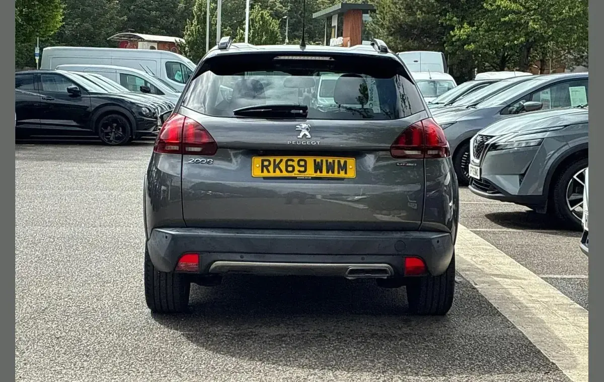 Used Peugeot 2008 GT-line 108 HP (79 kW) 2019 Grey SUV