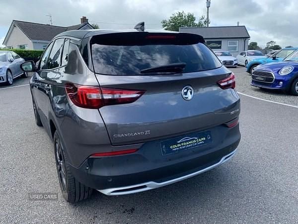 Used Vauxhall Grandland X SRi 130 HP (95 kW) 2022 Grey SUV