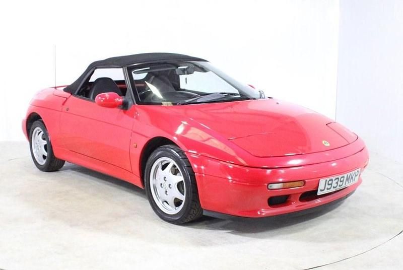 Red Used 1992 Lotus Elan Cabriolet | £10,000 - Image 1/3