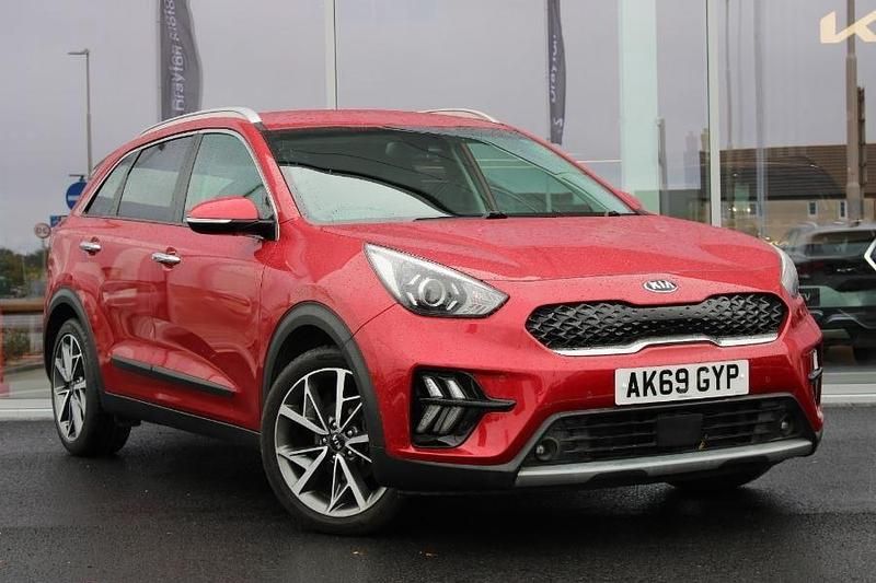 Red Used 2019 Kia Niro 2 SUV | £15,134 (Fair price) - Image 1/3