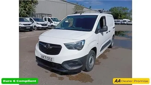Używany Vauxhall Combo 2022 Biały Minivan