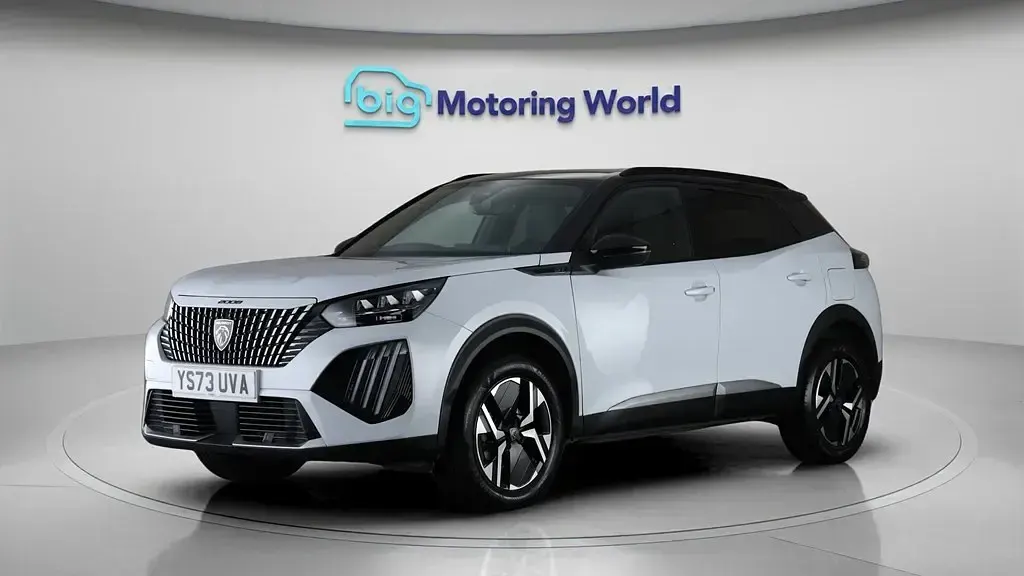 Used Peugeot 2008 GT 130 HP (95 kW) 2023 White SUV