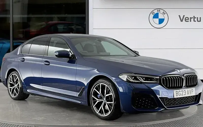 Usado BMW 530e M Sport 292 HP (214 kW) 2023 Sedan
