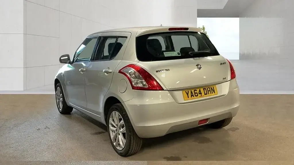 Used Suzuki Swift SZ3 94 HP (69 kW) 2014 Silver Hatchback