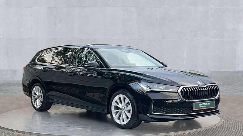 Black Used 2025 Skoda Superb SE L Estate | £36,000 - Image 1/4