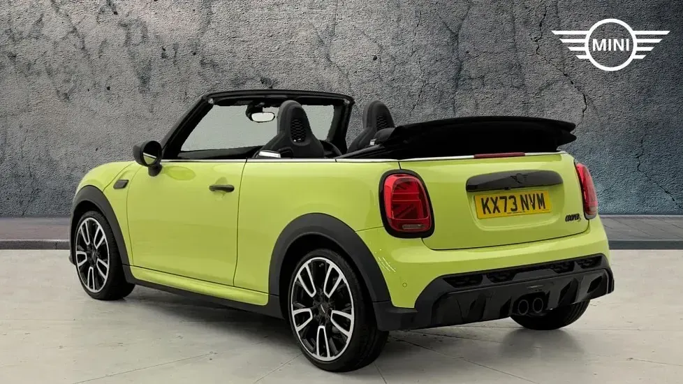 Used Mini Cooper S Sport 176 HP (129 kW) 2023 Yellow Hatchback