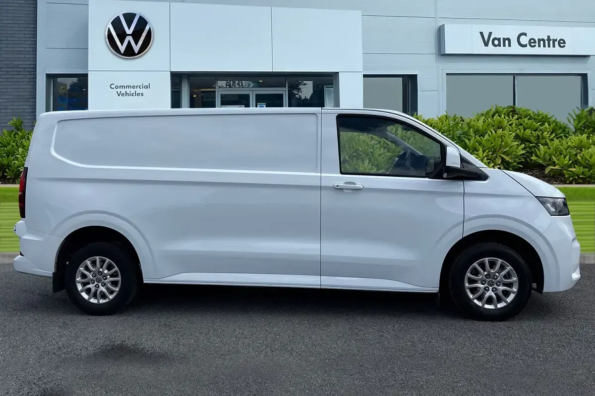 Used VW T7 Pro 110 HP (80 kW) 2025 White Van