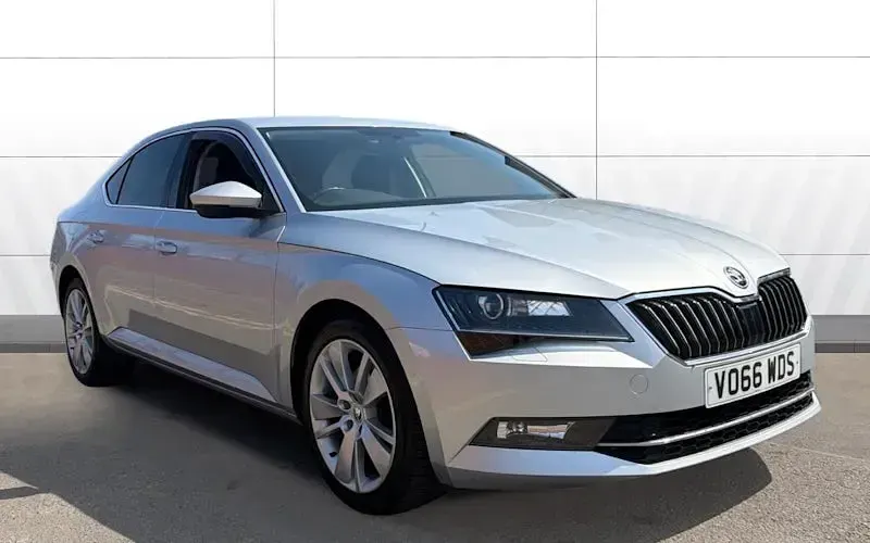 Used Skoda Superb SE L Executive 150 HP (110 kW) 2018 Hatchback