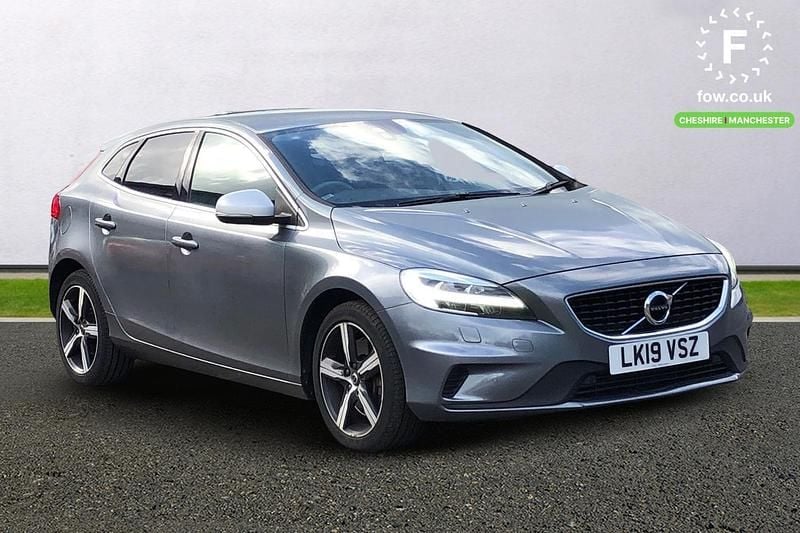 Grey Used 2019 Volvo V40 R-Design Estate | £16,699 (A bit pricey) - Image 1/3