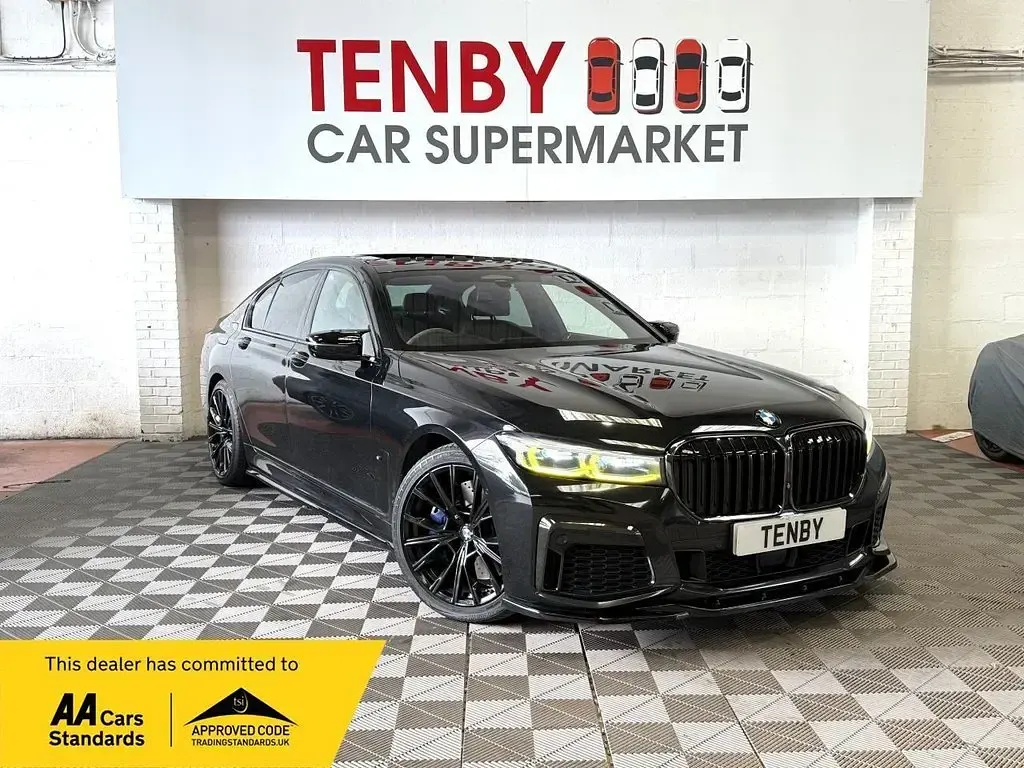 Used BMW 740 M Sport 320 HP (235 kW) 2019 Sedan