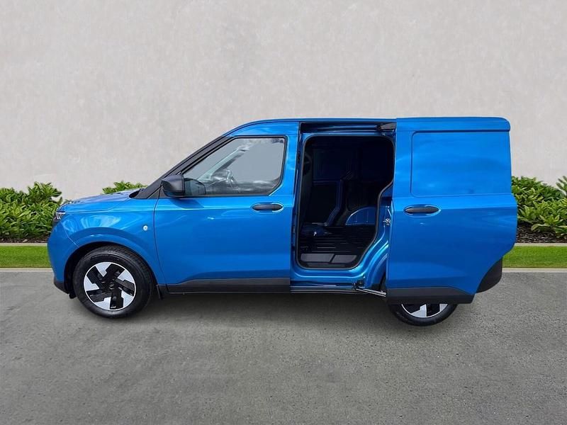New Ford E-Transit Trend 100 kW (136 HP) 2025 Blue Van
