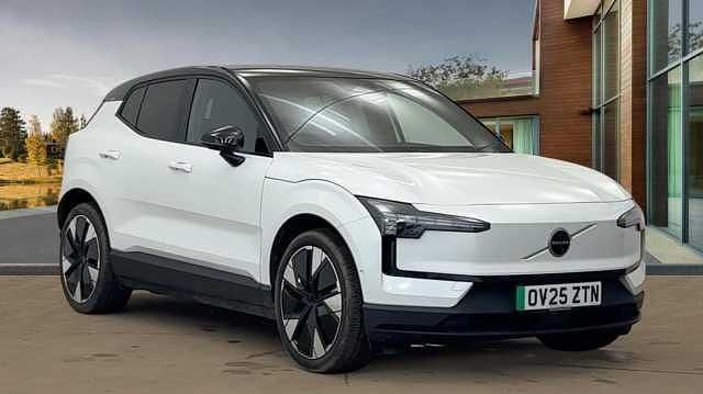 Used 2025 Volvo EX30 Performance SUV | £30,990 (Fair price) - Image 1/4