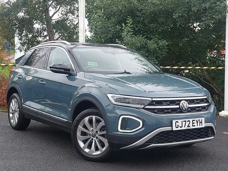 Blue Used 2022 VW T-Roc Style SUV | £20,498 (Fair price) - Image 1/4