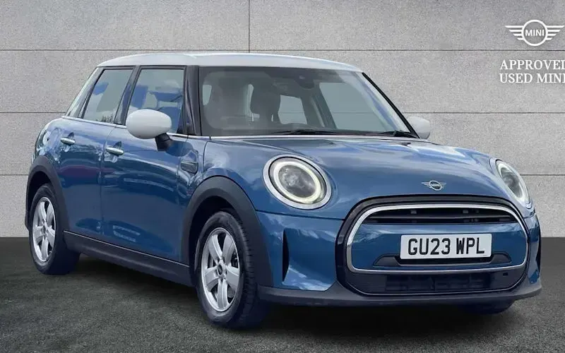 Used Mini Cooper Classic 136 HP (100 kW) 2022 Hatchback