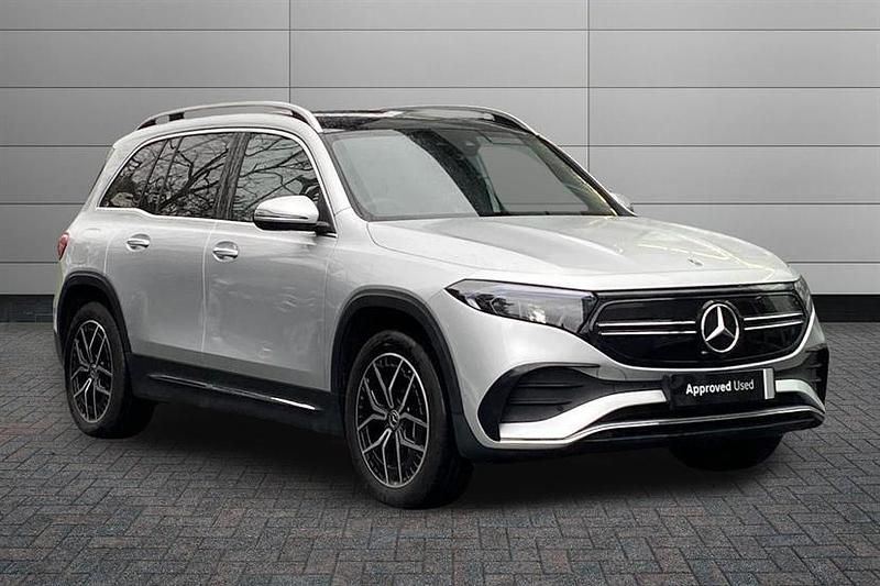 Iridium silver Used 2023 Mercedes 300 AMG Line Premium Estate | £30,150 (Good price) - Image 1/4