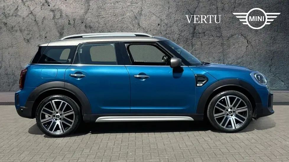 Used Mini Cooper Countryman Exclusive 134 HP (98 kW) 2022 Blue SUV