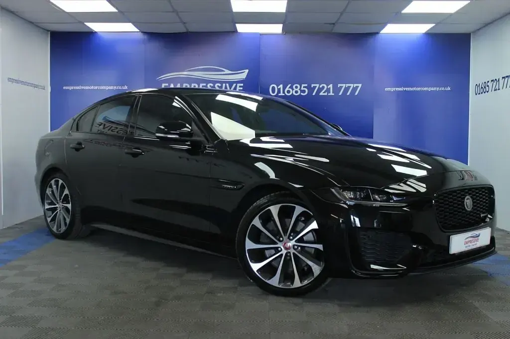 Used Jaguar XE R-Dynamic 180 HP (132 kW) 2019 Black Sedan
