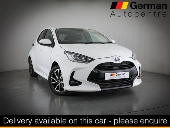 White Used 2022 Toyota Yaris Design Hatchback | £15,400 (Fair price) - Image 1/1