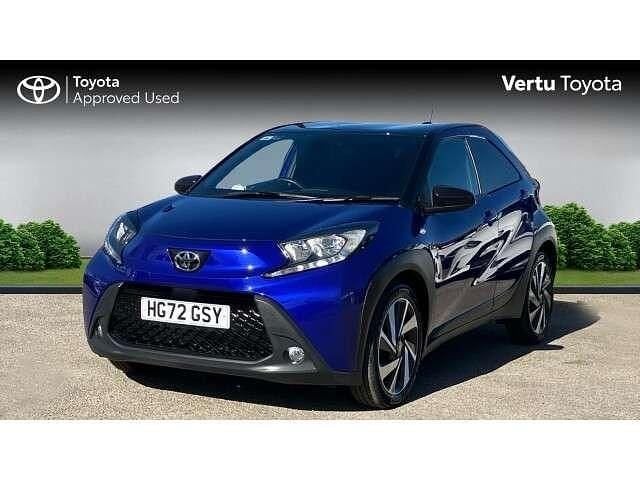 Used Toyota Aygo X 72 HP (52 kW) 2023 Blue SUV