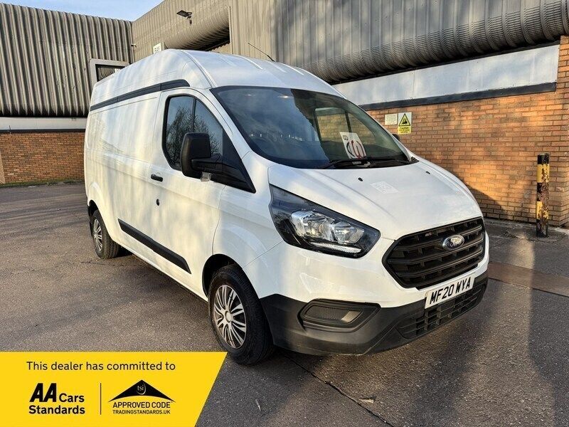 White Used 2020 Ford Transit Custom Trend Van | £9,995 (Good price) - Image 1/4
