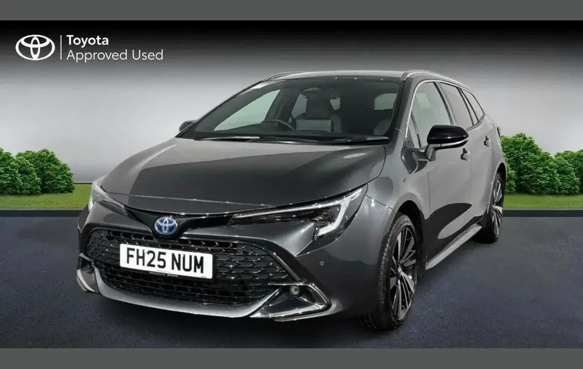 Used Toyota Corolla Design 140 HP (102 kW) 2025 Grey Estate