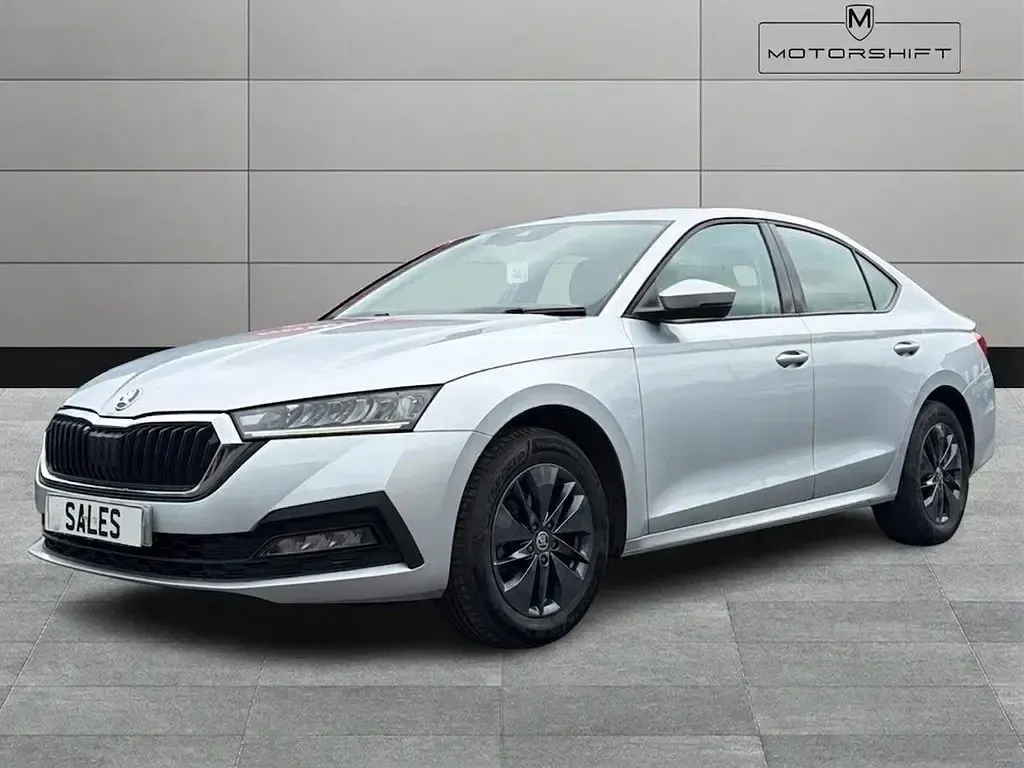 Used Skoda Octavia SE 110 HP (80 kW) 2023 Silver Hatchback