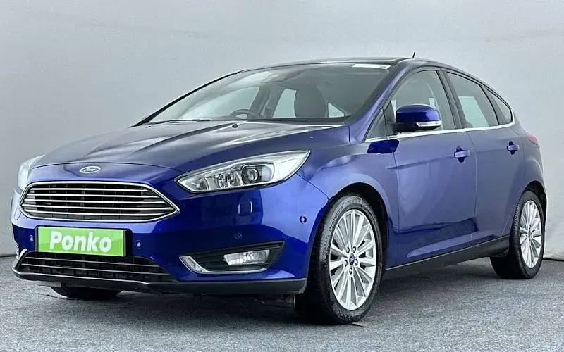 Used Ford Focus Titanium X 150 HP (110 kW) 2017 Blue Hatchback