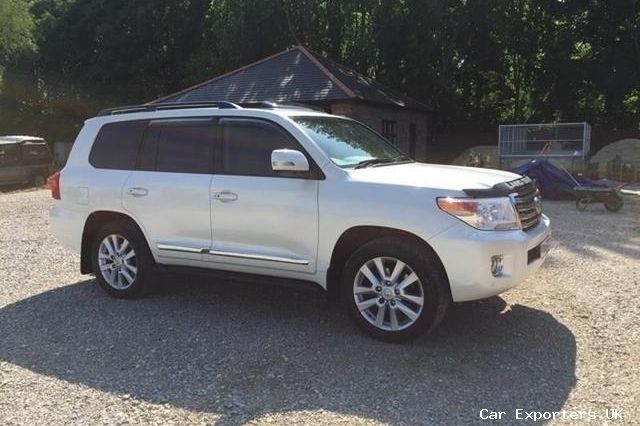 Used Toyota Land Cruiser V8 272 HP (200 kW) 2015 SUV