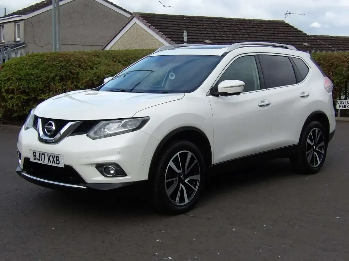 Used Nissan X-Trail Tekna 130 HP (95 kW) 2017 White SUV