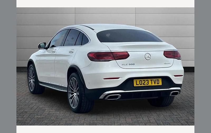 Used Mercedes GLC300e AMG Line Premium 254 HP (186 kW) 2023 White Coupe