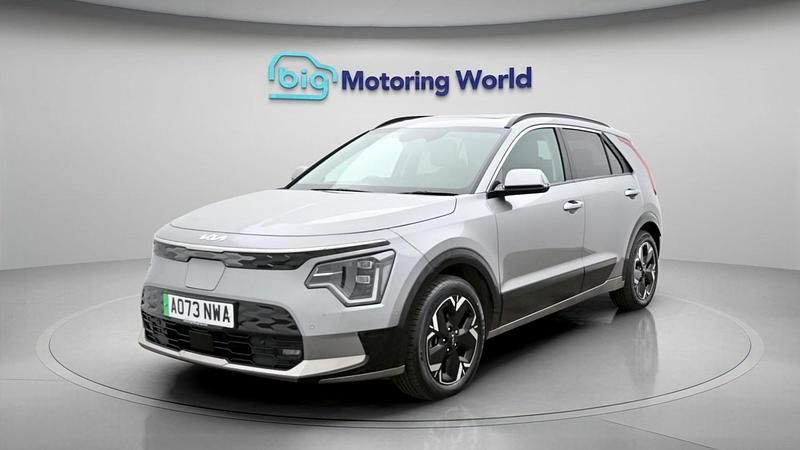 Used Kia e-Niro 147 kW (201 HP) 2023 Grey SUV