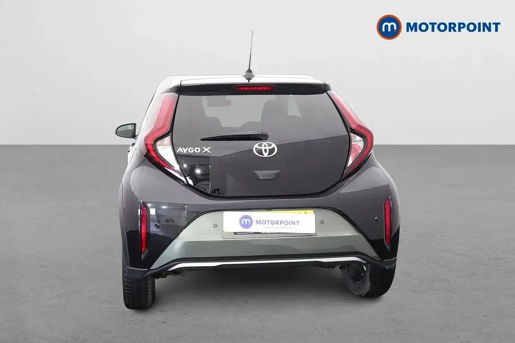 Used Toyota Aygo X 2022 Green SUV