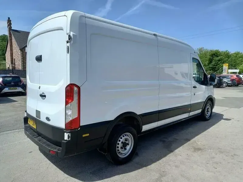 Used Ford Transit 130 HP (95 kW) 2021 White Van