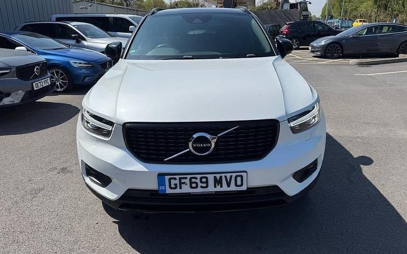 Used Volvo XC40 R-Design Pro 190 HP (139 kW) 2020 SUV