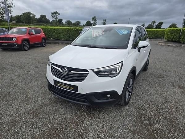 White Used 2020 Vauxhall Crossland X Elite SUV | £10,950 (A bit pricey) - Image 1/4