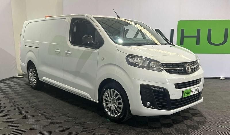White Used 2023 Vauxhall Vivaro S Van | £12,595 (Fair price) - Image 1/4
