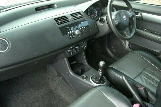 Used Suzuki Swift 2006 Hatchback