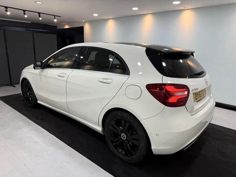 Used Mercedes A160 Premium 102 HP (75 kW) 2017 White Hatchback