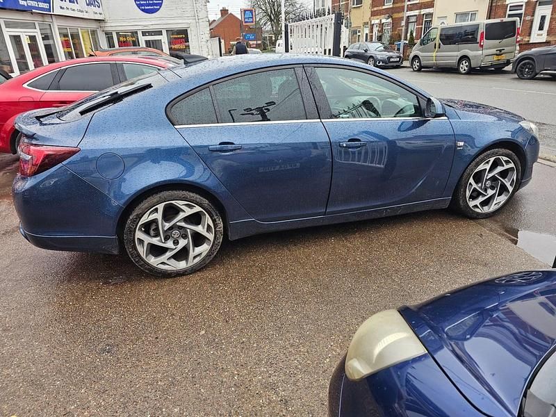 Used Vauxhall Insignia SRi 2015 Blue Hatchback